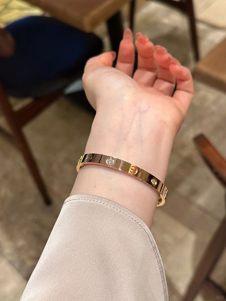 Alternate Stone Bangle Bracelet