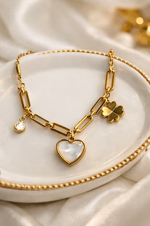 Heartsque Charm Chain