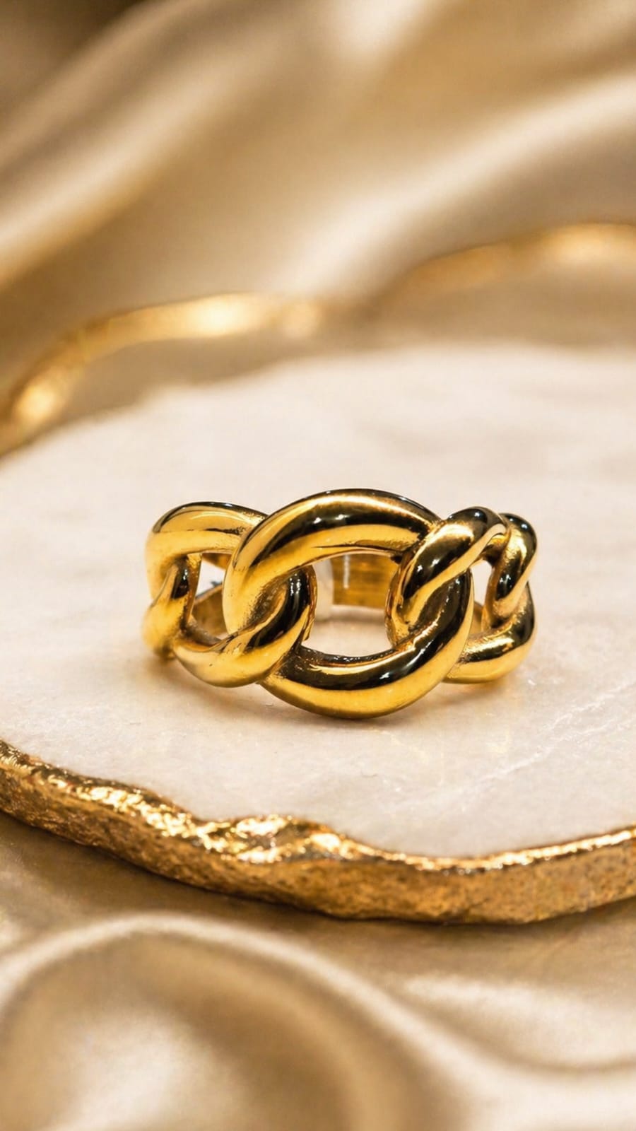Linque Core Finger Ring - Hues Of Jewels