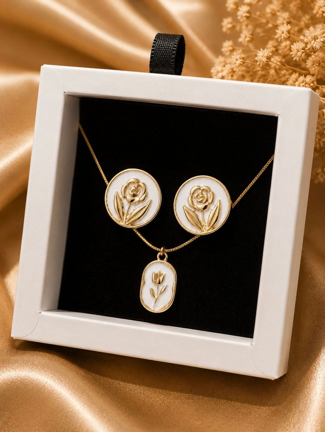 Ivory Bloom Set - Earrings & Neck Chain
