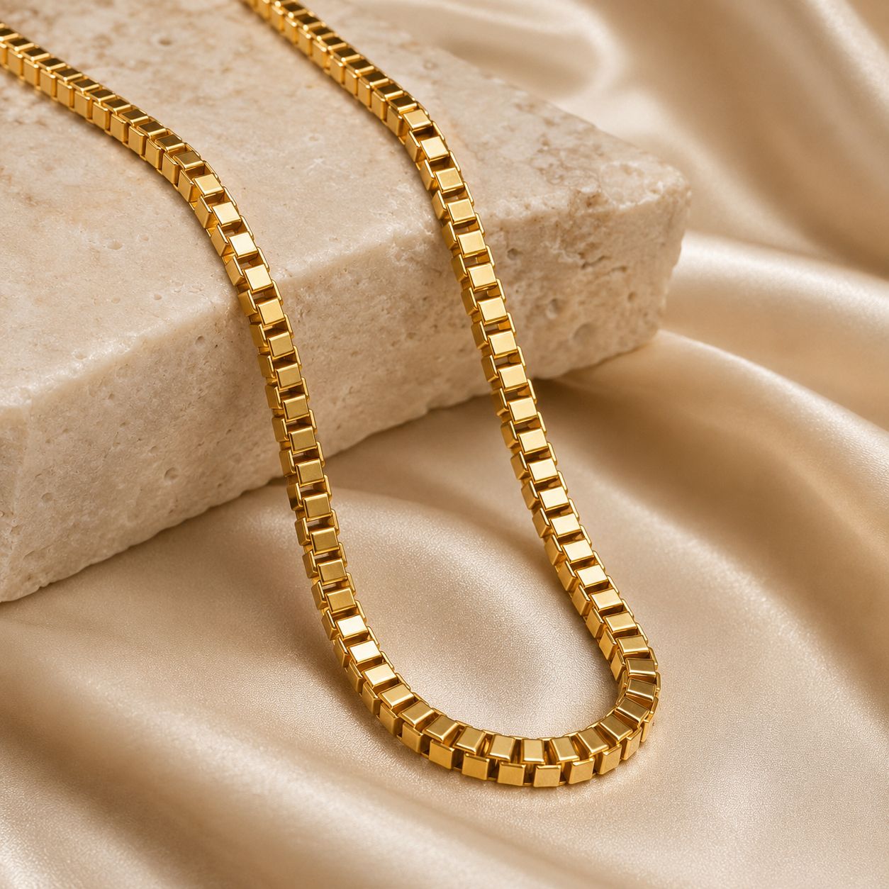 Nova Box Chain