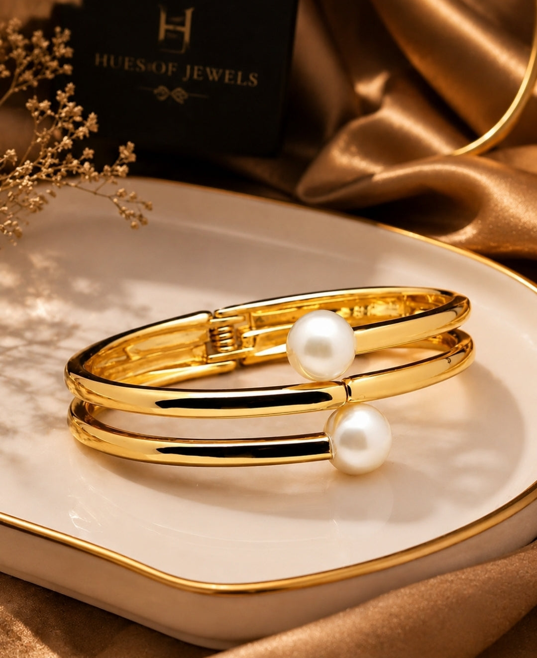 Pearlique Bangle