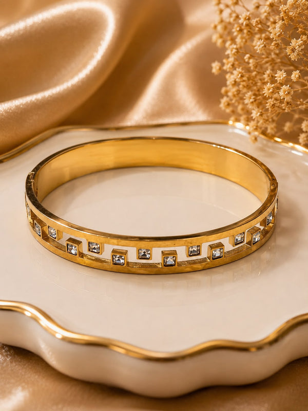 Alterna Bangle