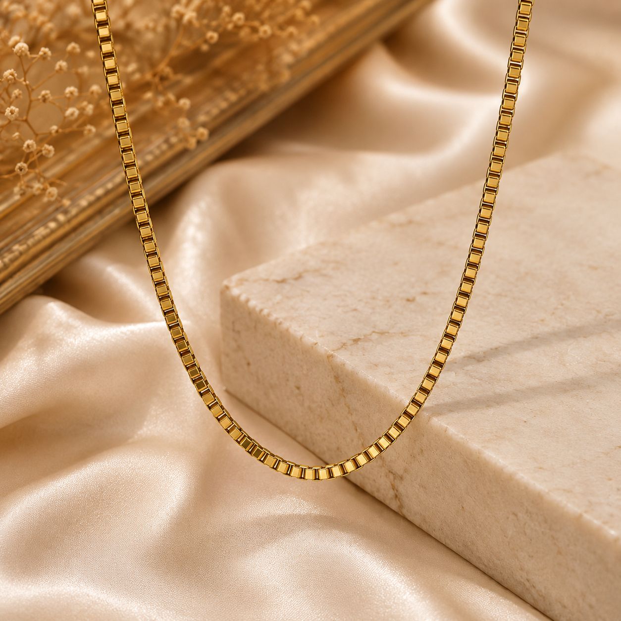 Nova Box Chain